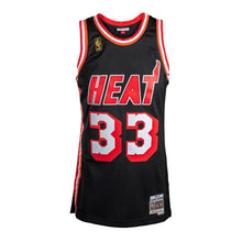 Load image into Gallery viewer, 33 - Alonzo Mourning Mitchell &amp; Ness Miami Heat Swingman Jersey - Black