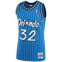 Load image into Gallery viewer, 32 - Men's Mitchell &amp; Ness Shaquille O'Neal Blue Orlando Magic 1994-95 Hardwood Classics Swingman Jersey - Blue
