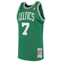 Load image into Gallery viewer, 7 - Men's Mitchell &amp; Ness Dee Brown Kelly Green Boston Celtics 1985-86 Hardwood Classics Swingman Jersey - Green